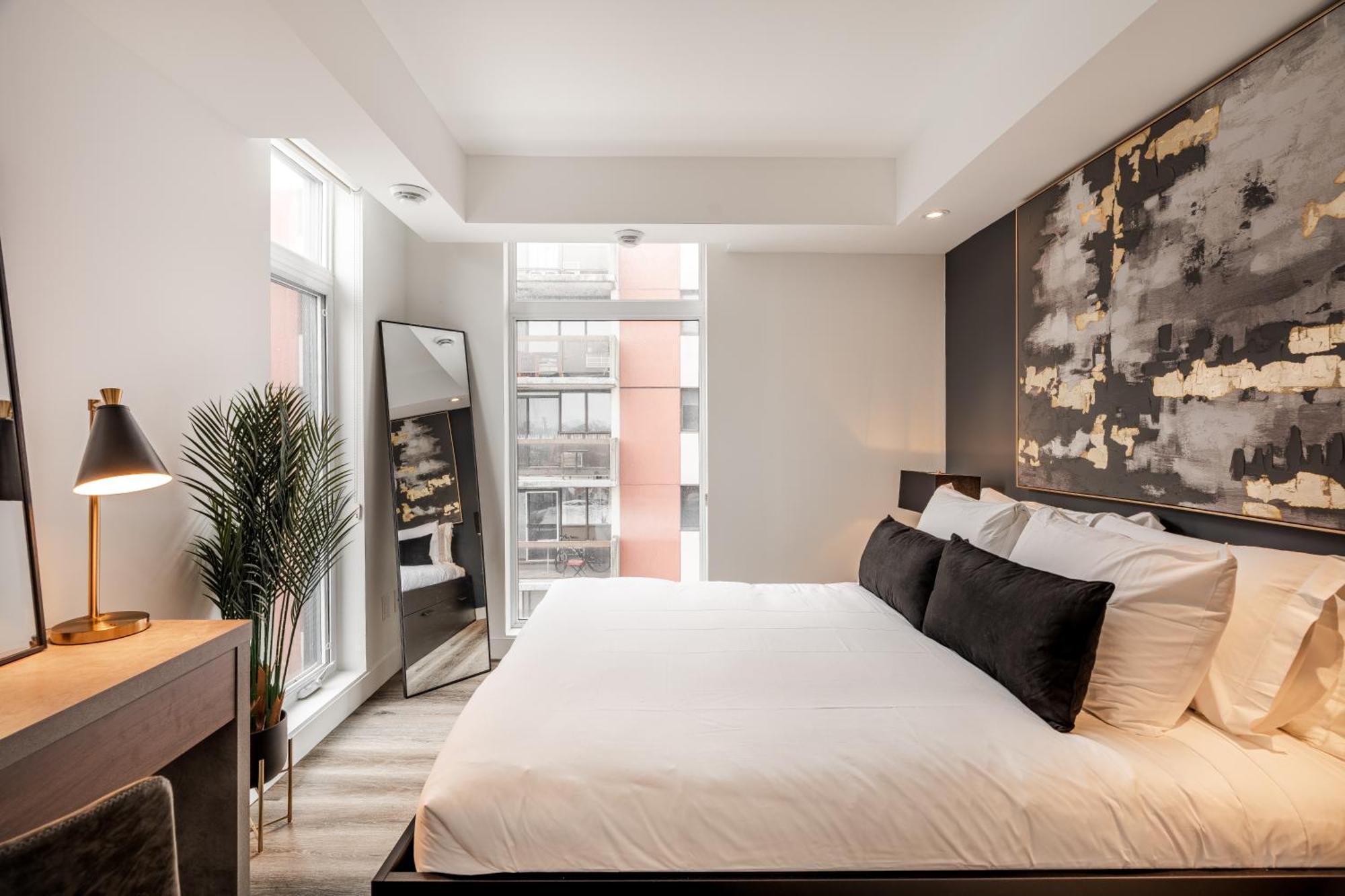 Westview Luxury Suites Ottawa Esterno foto
