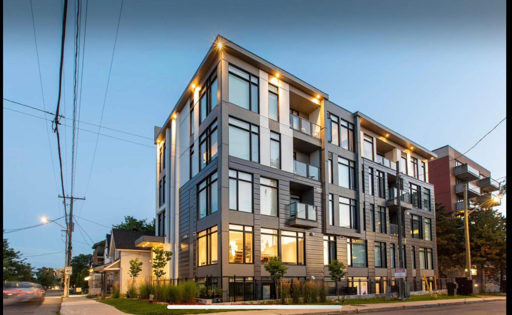 Westview Luxury Suites Ottawa Esterno foto