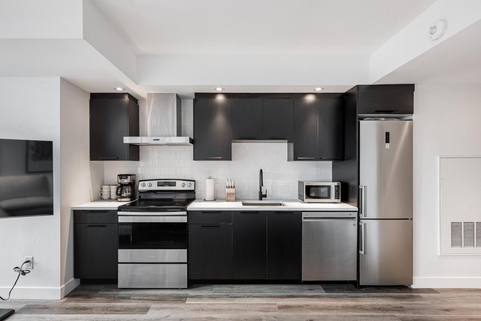 Westview Luxury Suites Ottawa Esterno foto