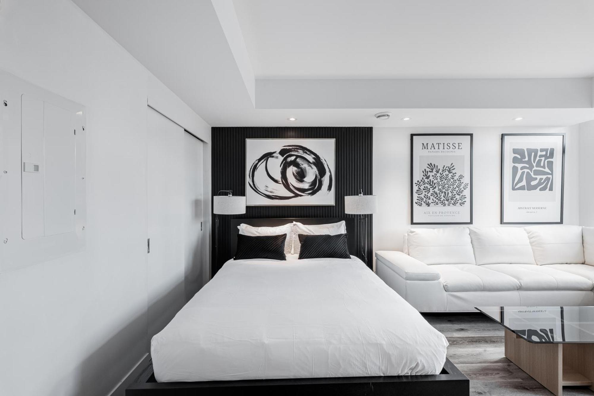 Westview Luxury Suites Ottawa Esterno foto