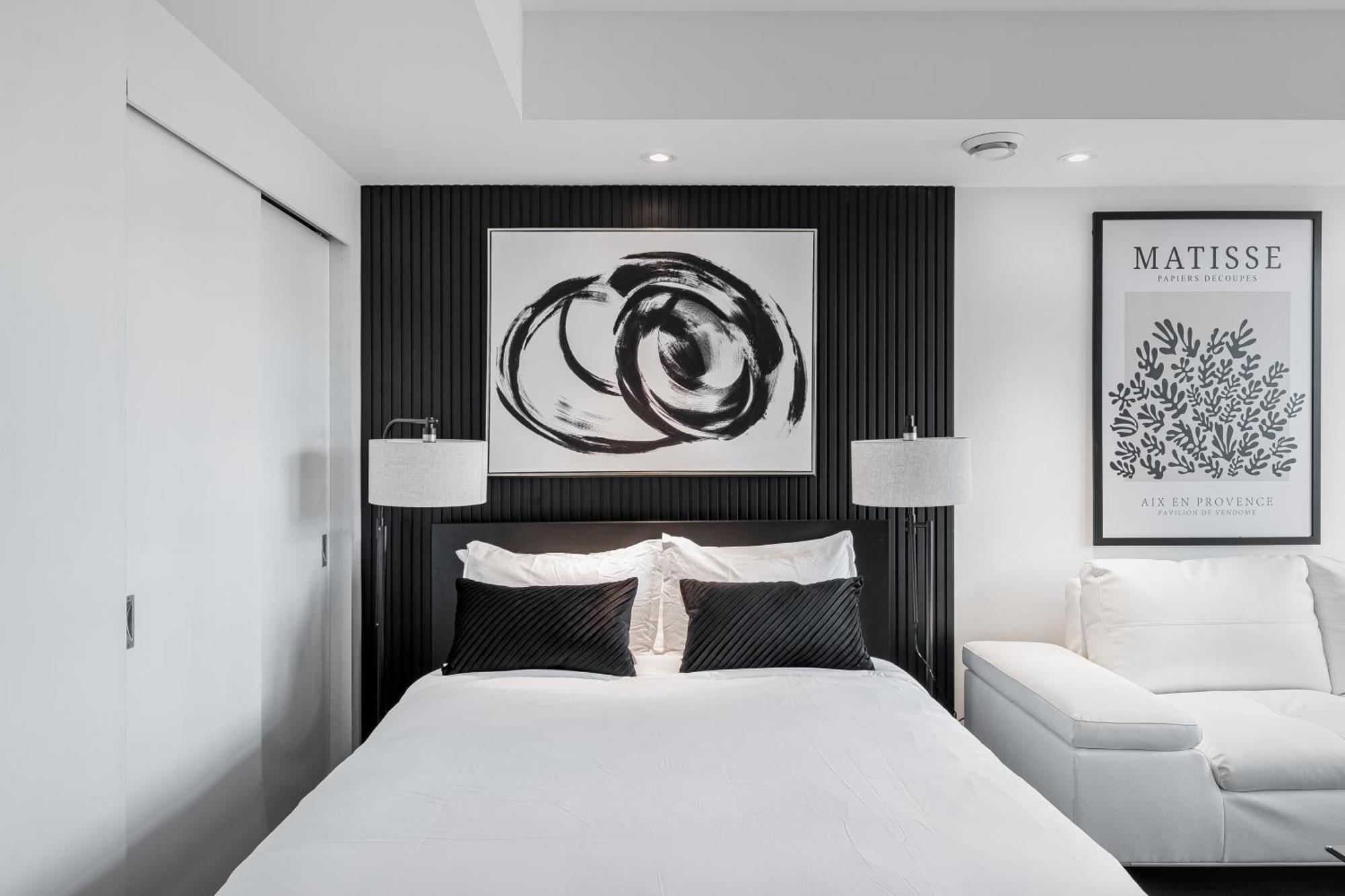 Westview Luxury Suites Ottawa Esterno foto
