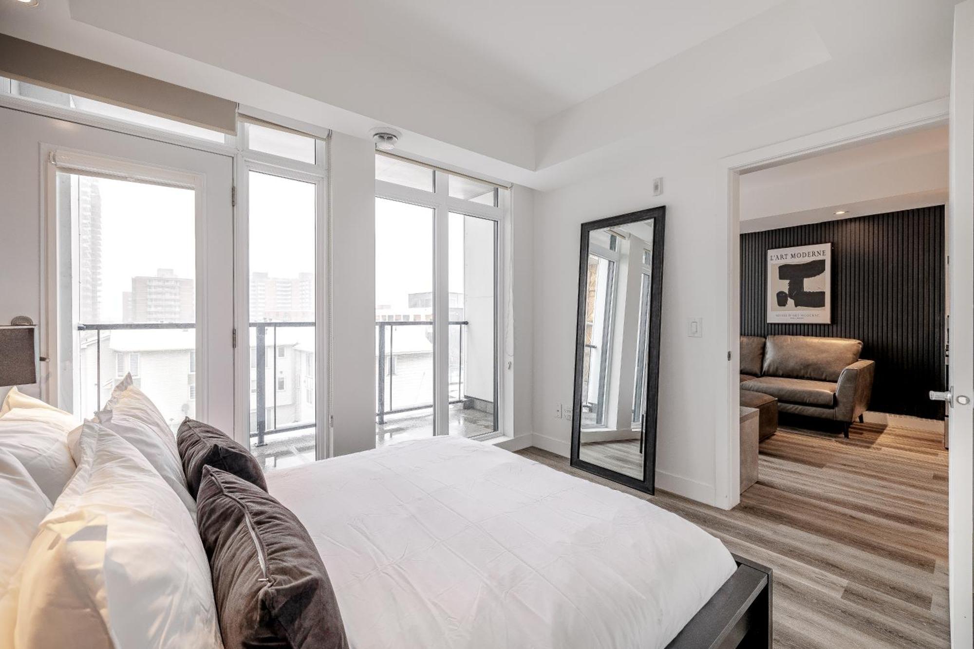 Westview Luxury Suites Ottawa Esterno foto