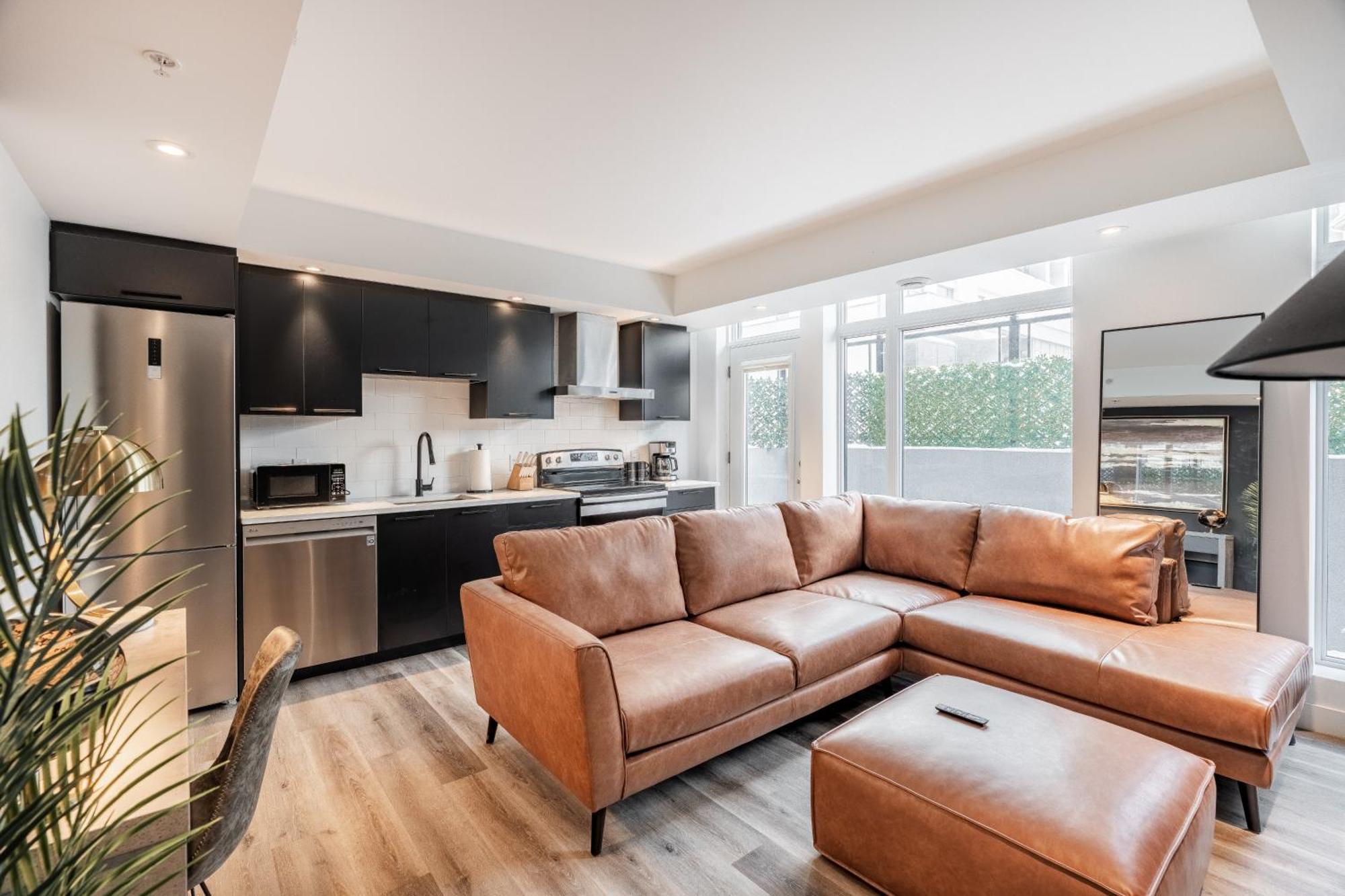Westview Luxury Suites Ottawa Esterno foto