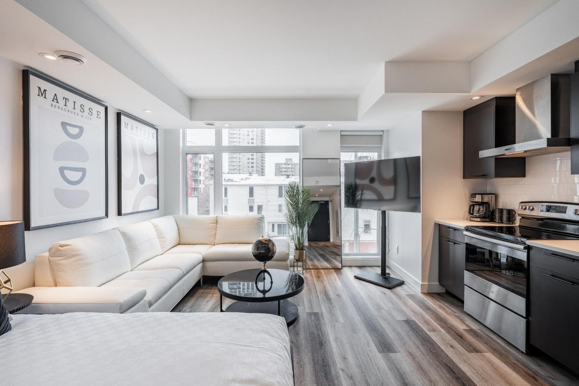 Westview Luxury Suites Ottawa Esterno foto