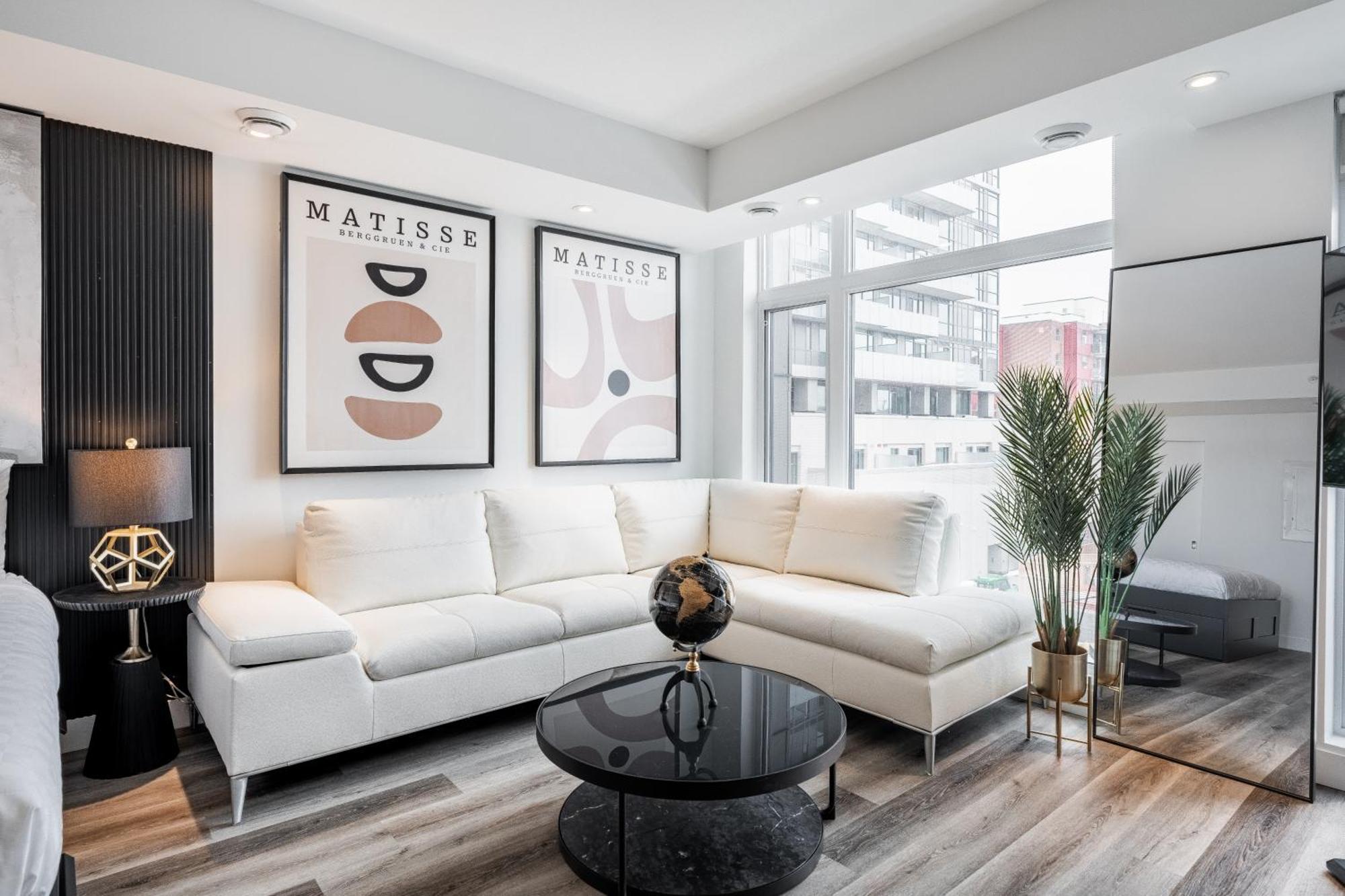 Westview Luxury Suites Ottawa Esterno foto
