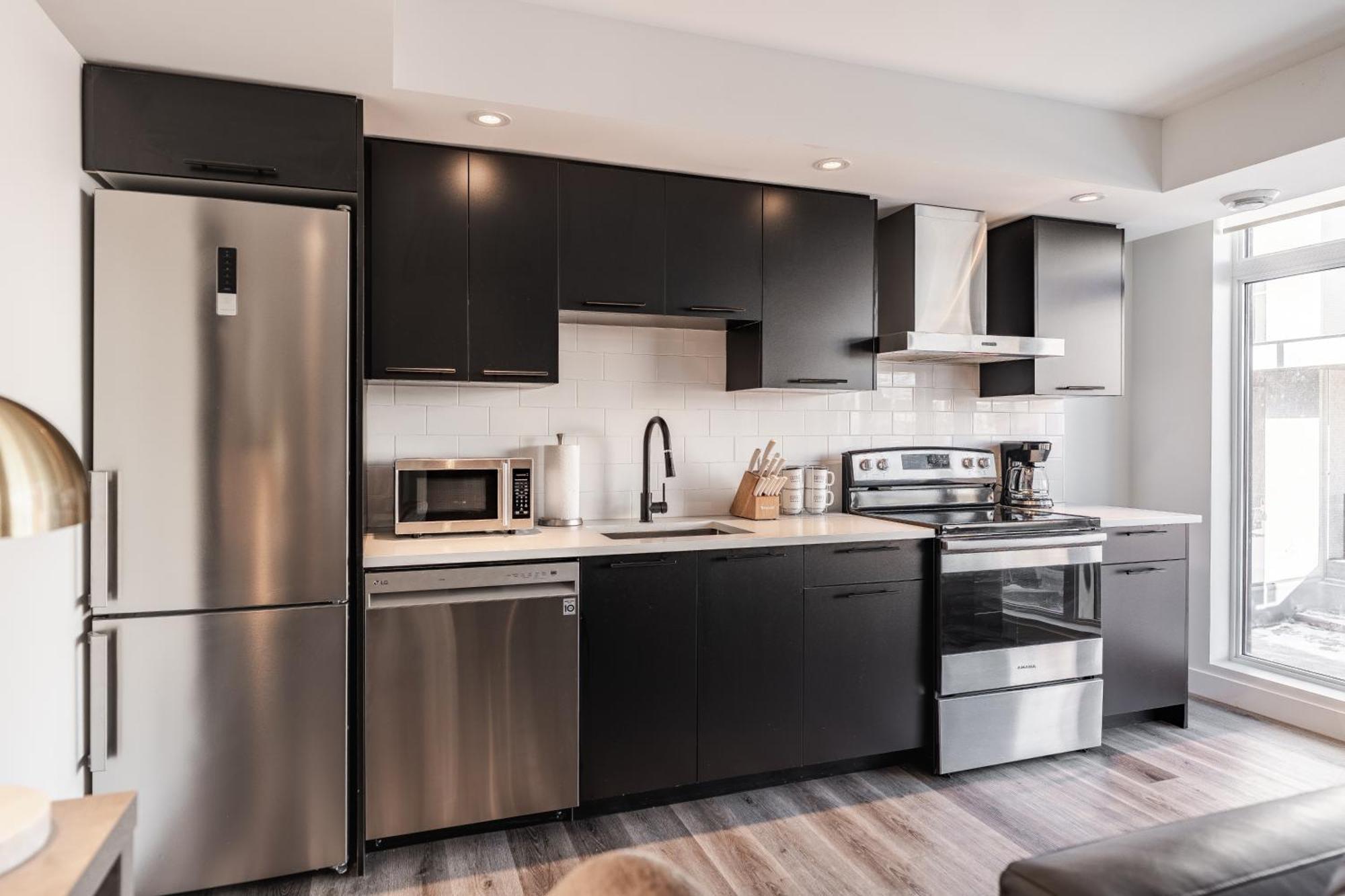 Westview Luxury Suites Ottawa Esterno foto