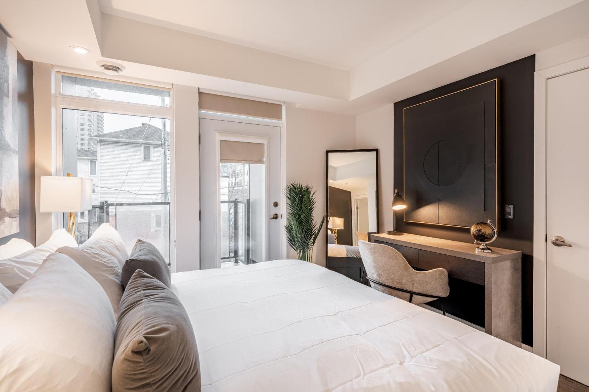Westview Luxury Suites Ottawa Esterno foto